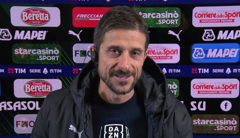 L'allenatore degli emiliani ingaggia il botta e risposta con il portoghese in diretta tv.