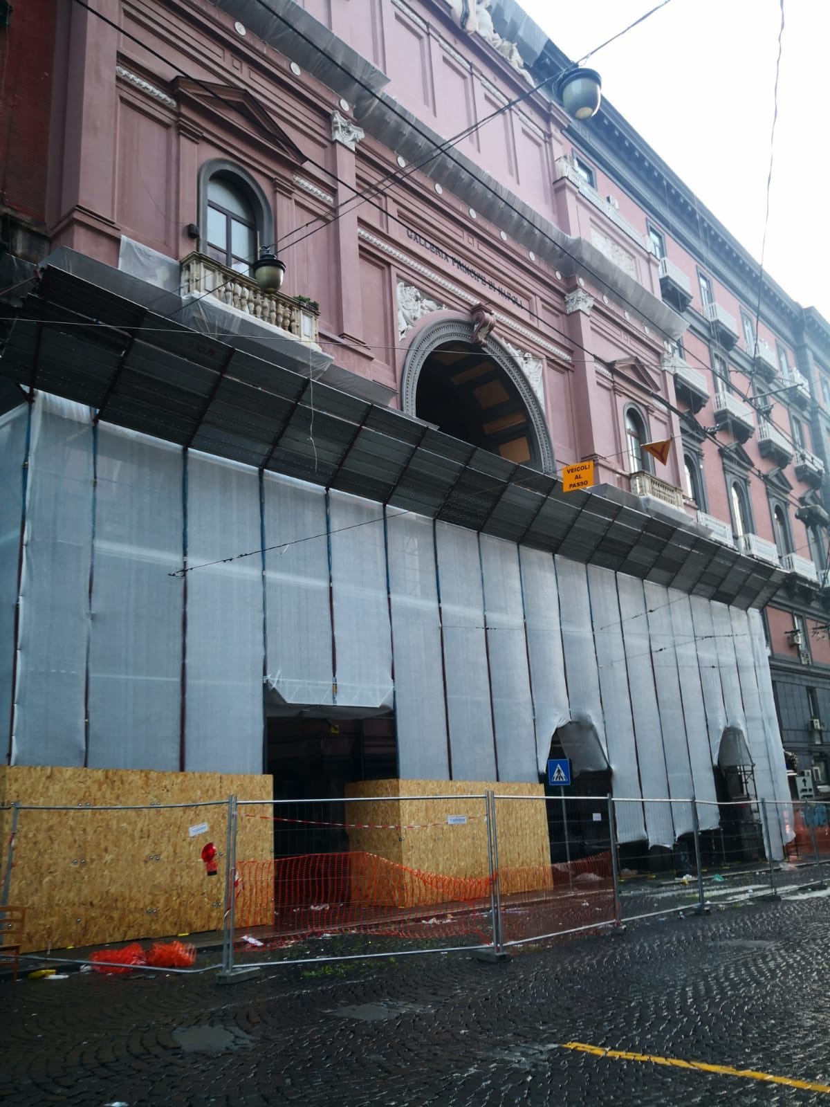 La Galleria Principe di Napoli oggi dopo i lavori di messa in sicurezza