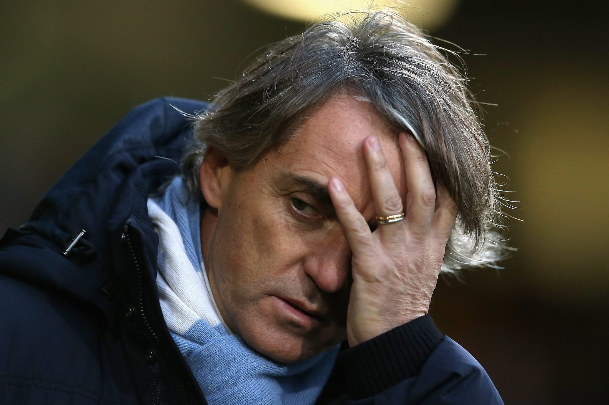 Roberto Mancini sulla panchina del Manchester City nel dicembre 2012: già era in difficoltà