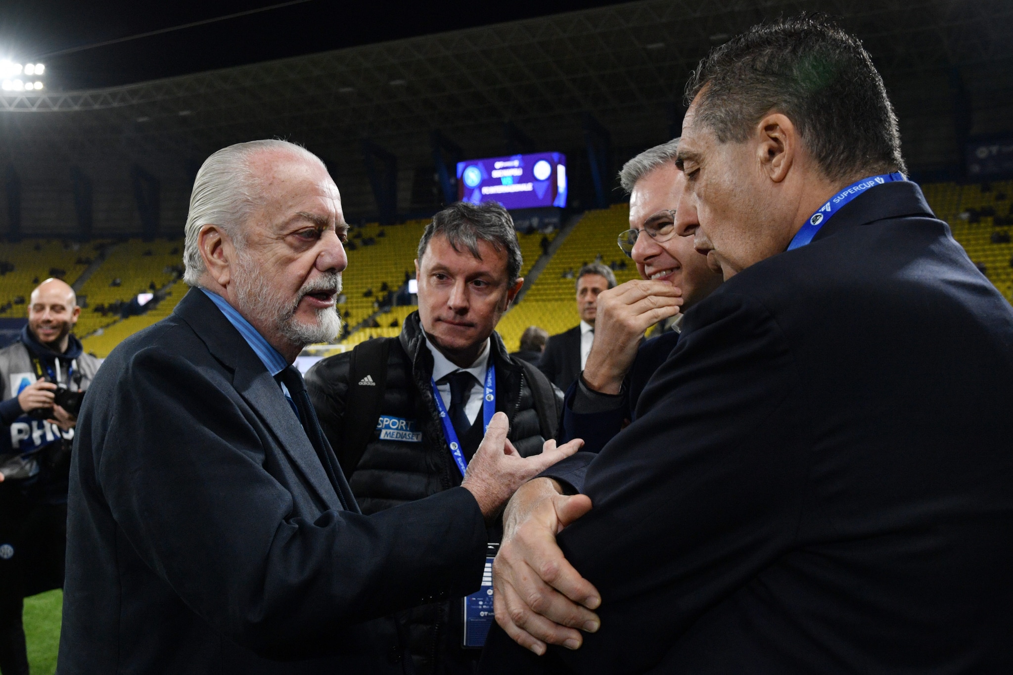 De Laurentiis a colloquio con il presidente della Lega Serie A, De Siervo.