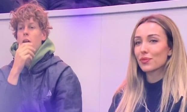 Jannik e Maria nella loro prima apparizione pubblica al Meazza per vedere il Milan