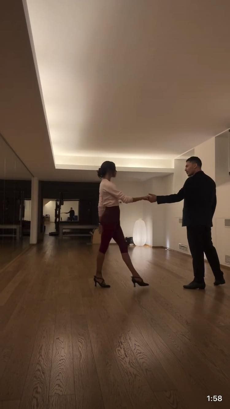 Belén Rodriguez a lezione di tango