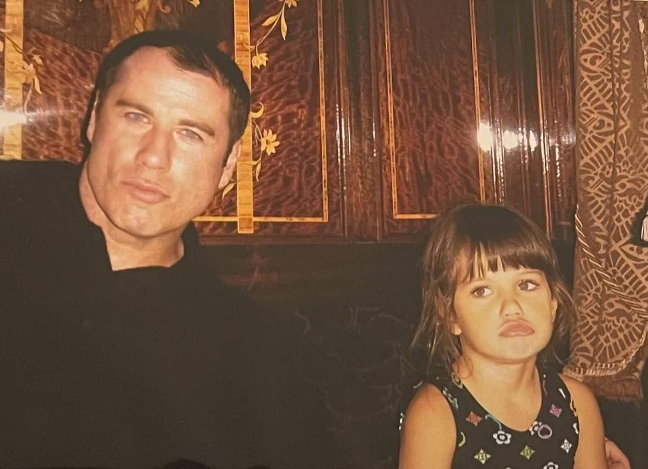 John Travolta da giovane con la piccola Ella Bleu