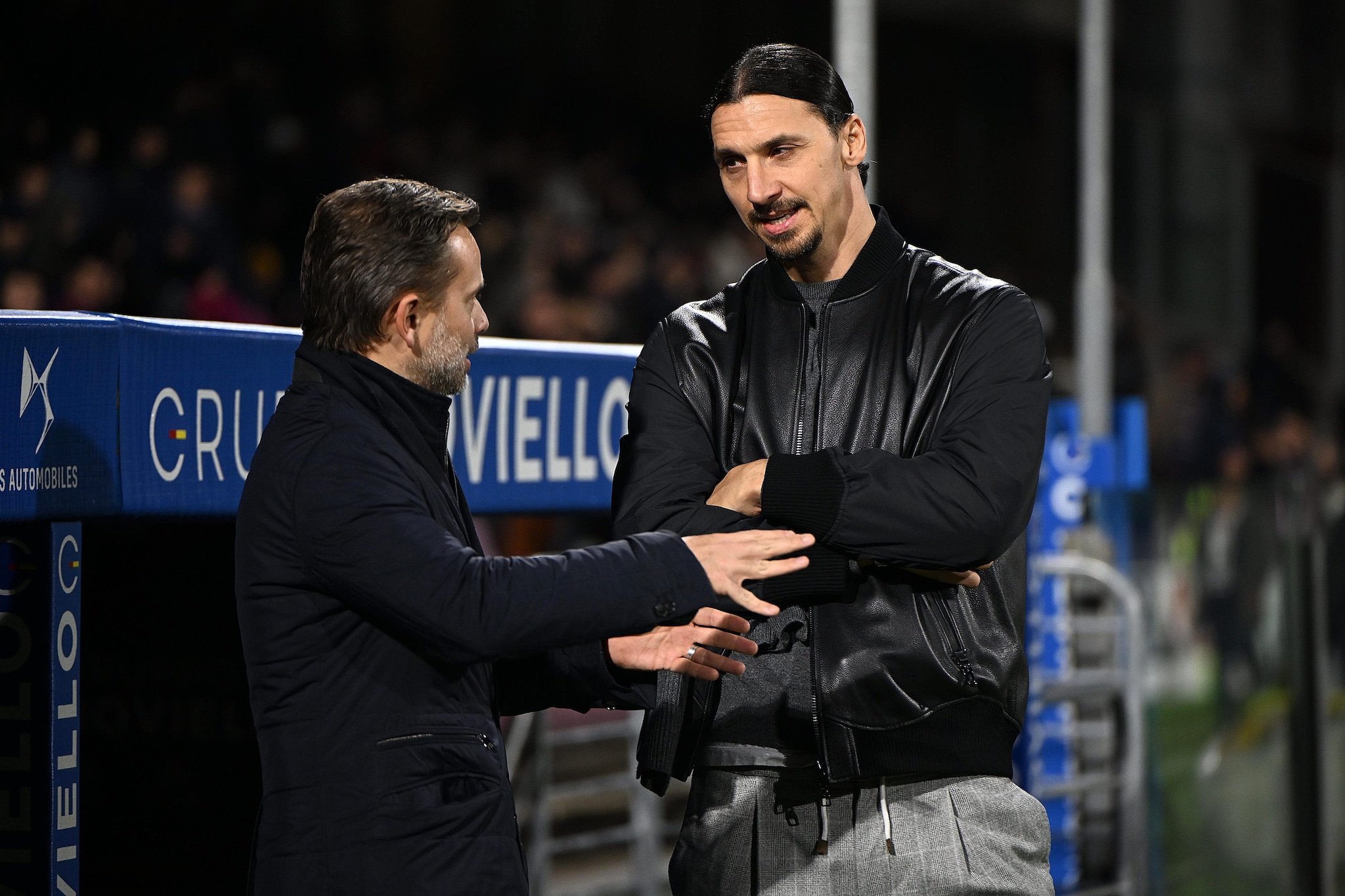 Ibrahimovic a Salerno nel nuovo ruolo dirigenziale.