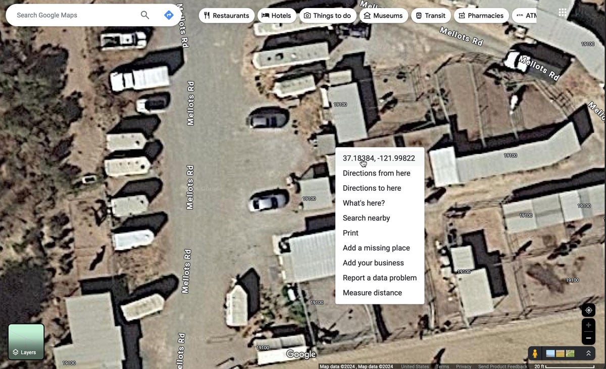 Screenshot showing an aerial view in Google maps of a stable.