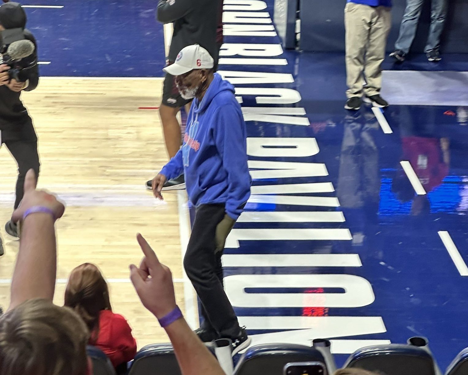 Morgan Freeman è una presenza abituale a bordo campo per le partite di Ole Miss