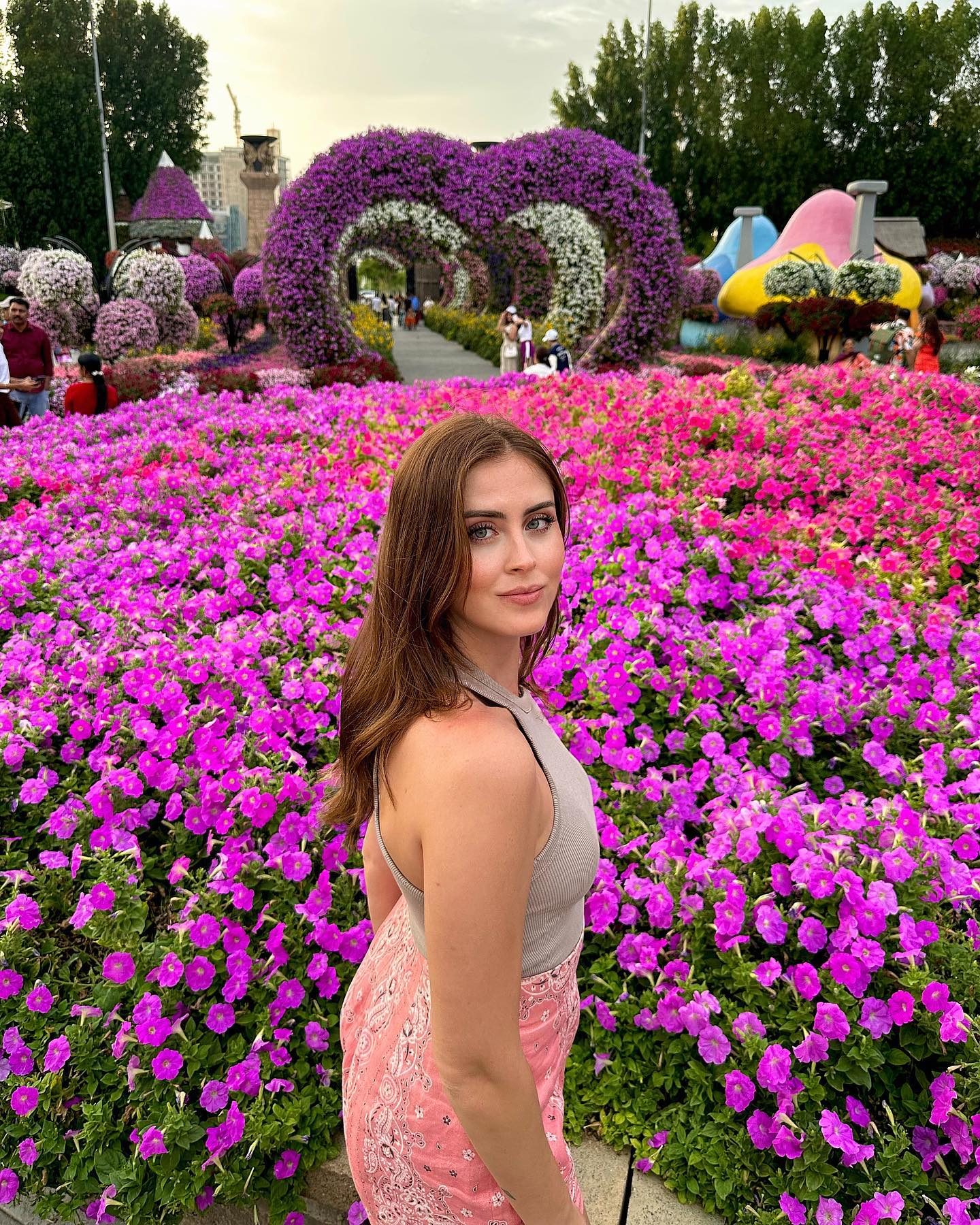 Valentina Ferragni al Miracle Garden di Dubai