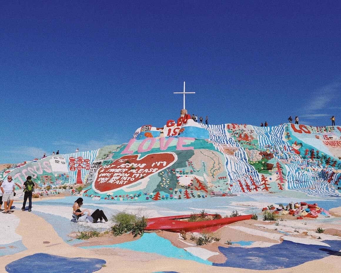 Salvation Mountain, dal documentario