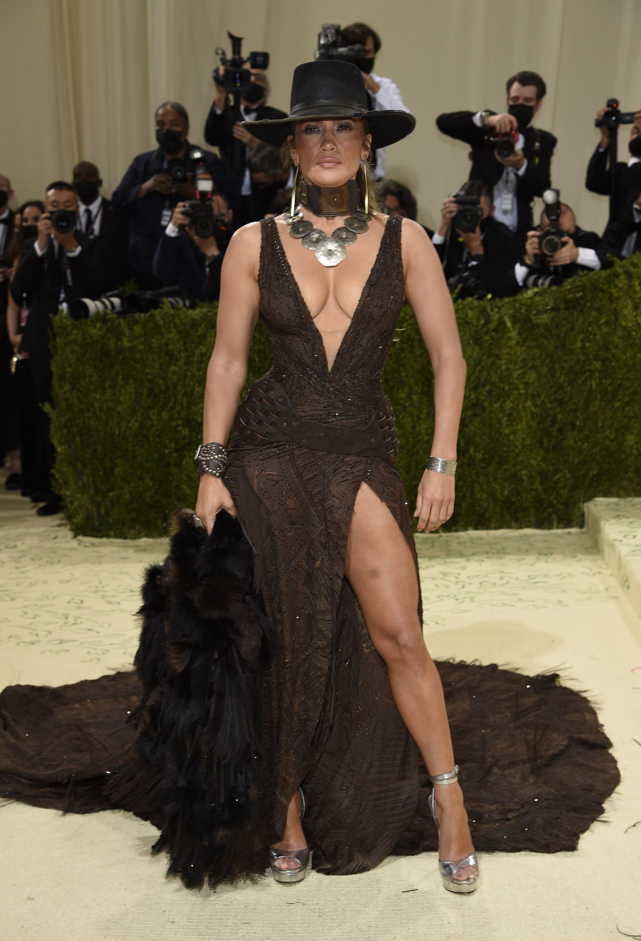 Jennifer Lopez in Ralph Lauren al Met Gala 2021