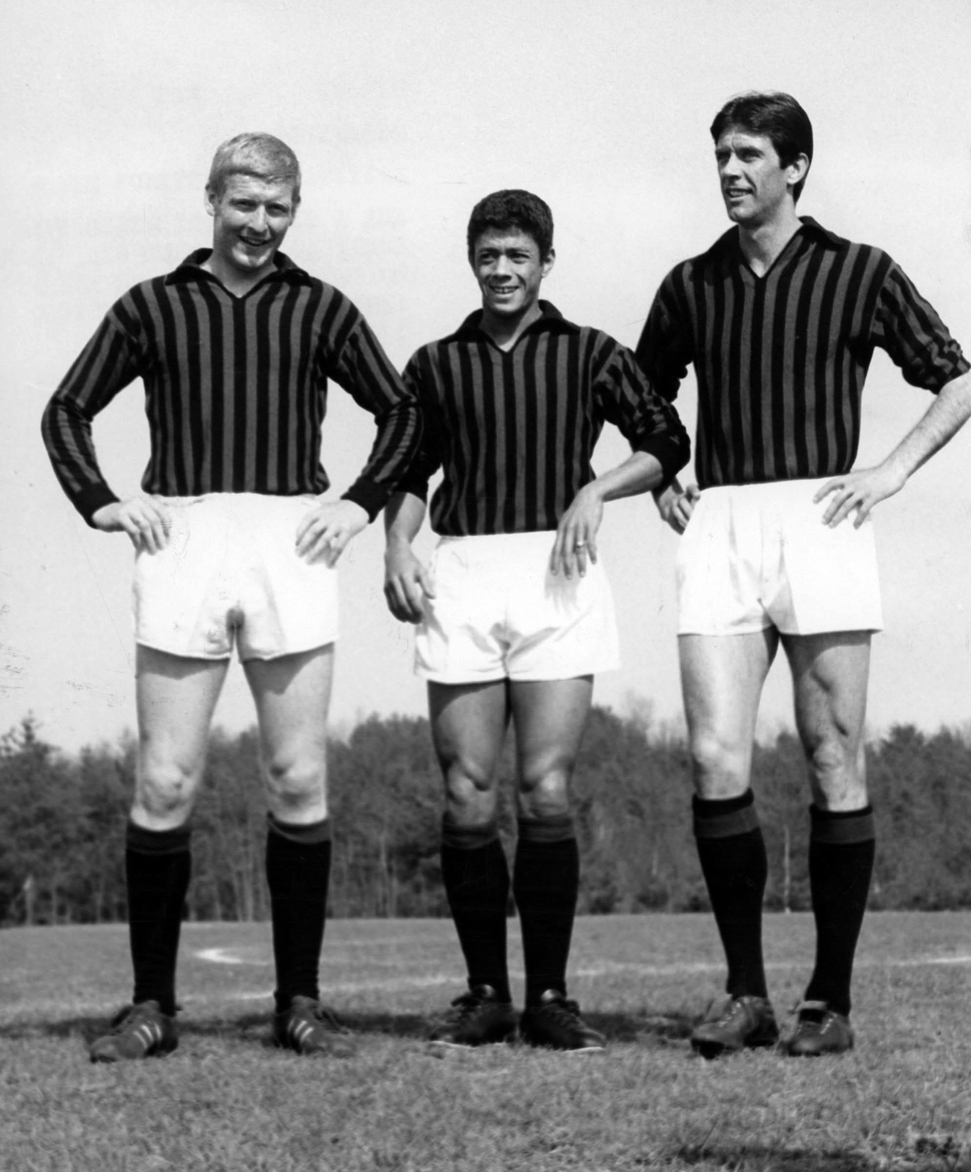 Karl-Heinz Schnellinger ai tempi del Milan con Cesare Maldini.