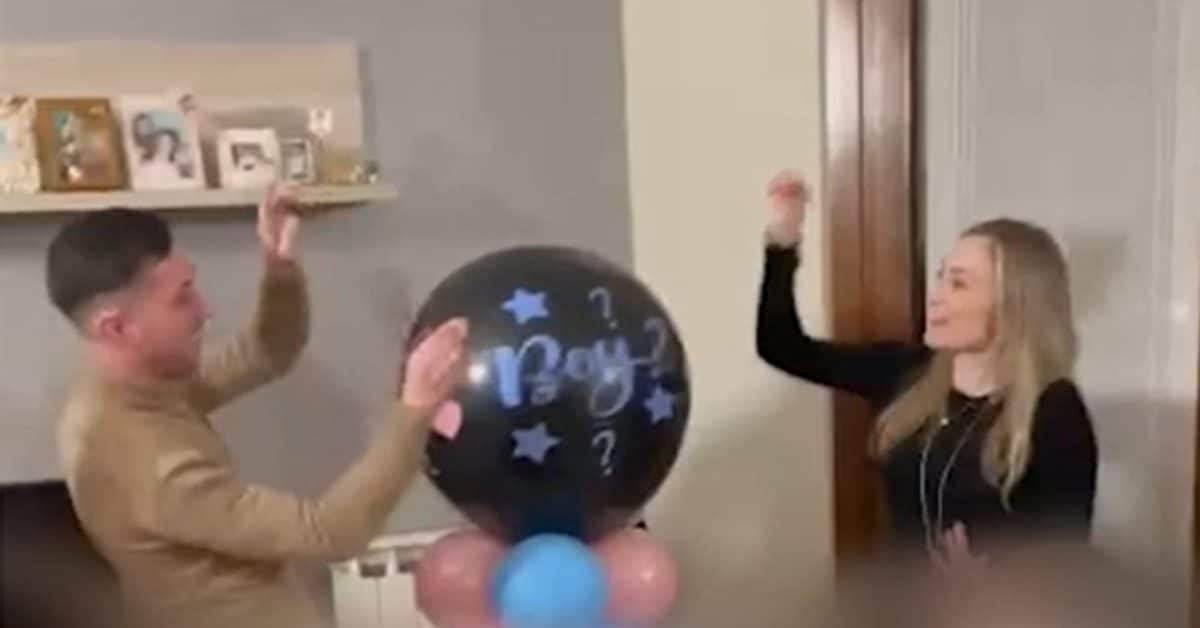 Alessandro Impagnatiello e Giulia Tramontano durante il gender reveal di Thiago a Senago