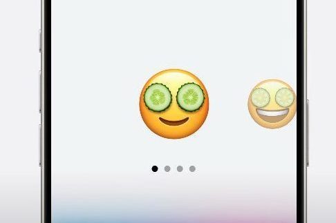 APPLE | L'emoji con gli occhi a cetriolo creata da Genmoji