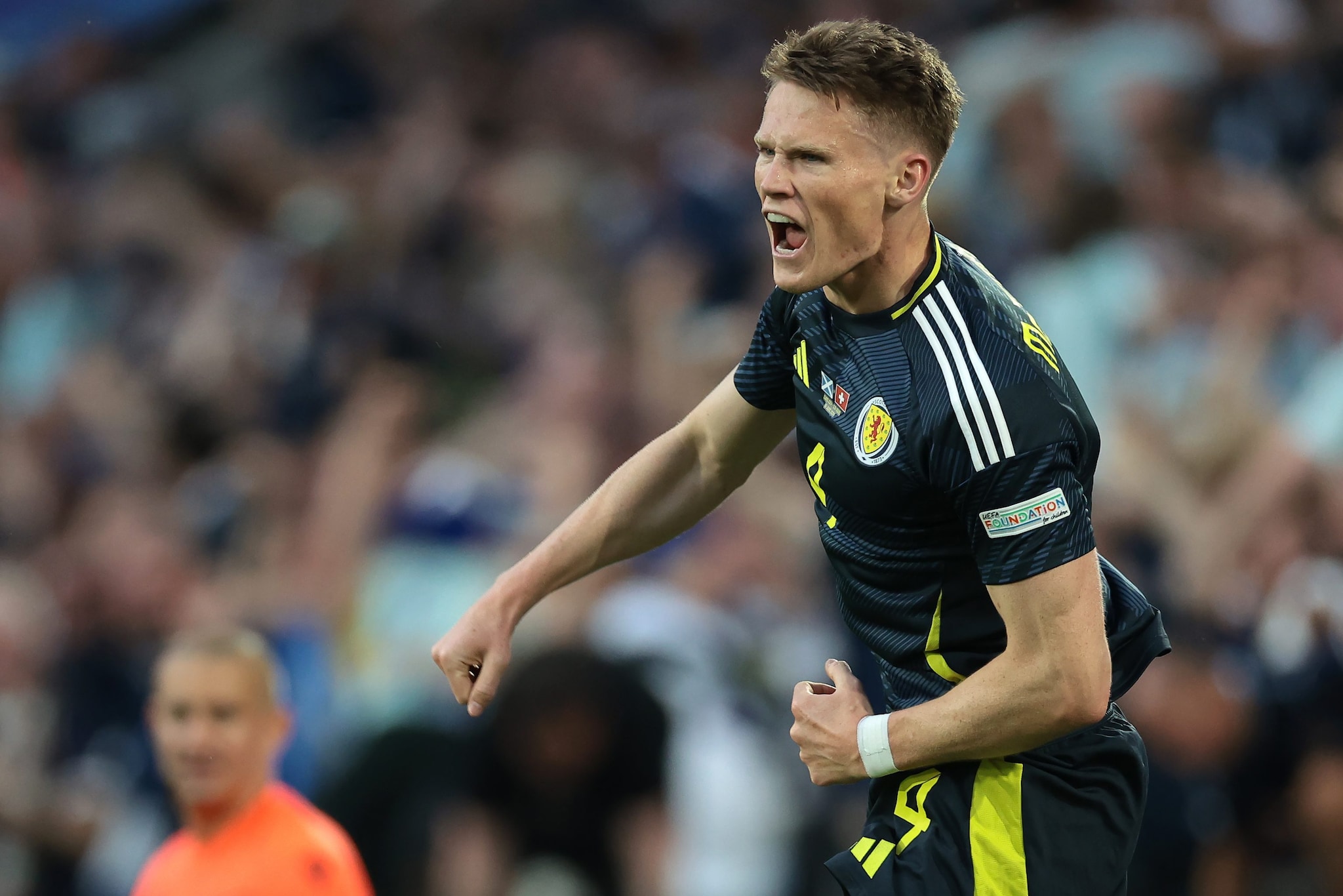 La gioia di McTominay dopo il gol.