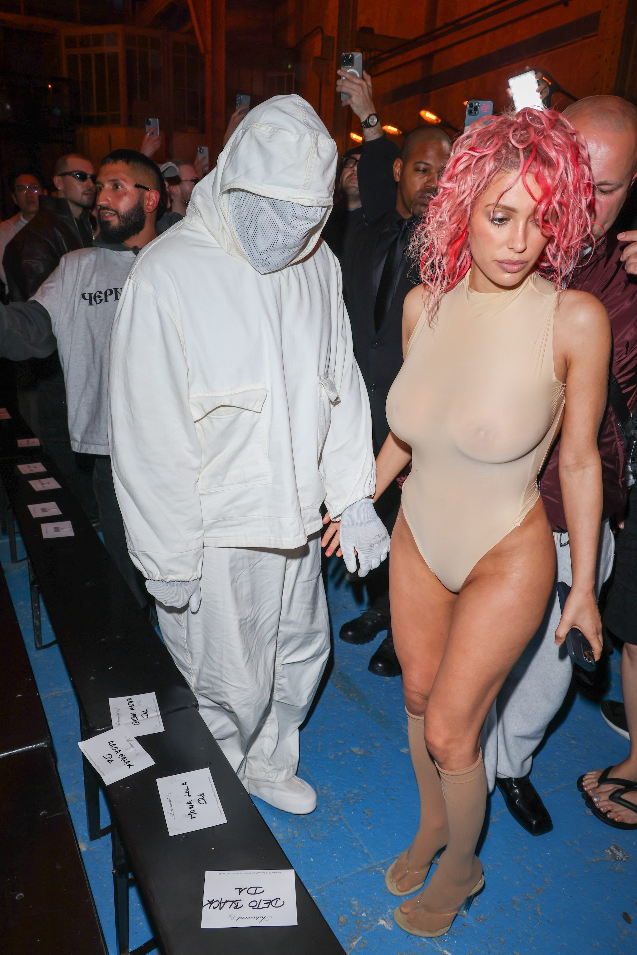 Kanye West e Bianca Censori alla sfilata di Prototypes