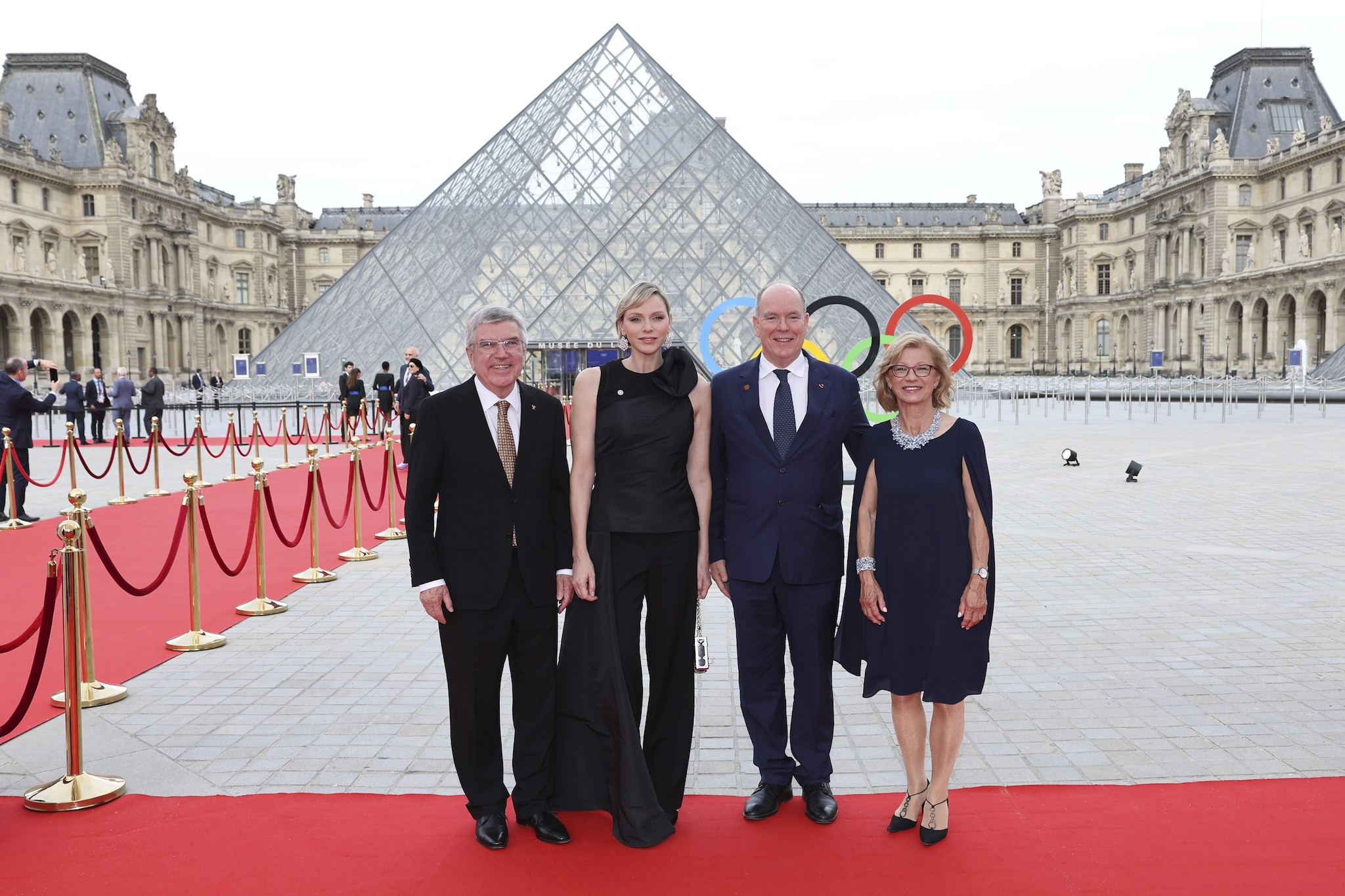 I principi di Monaco alla cena di gala al Louvre