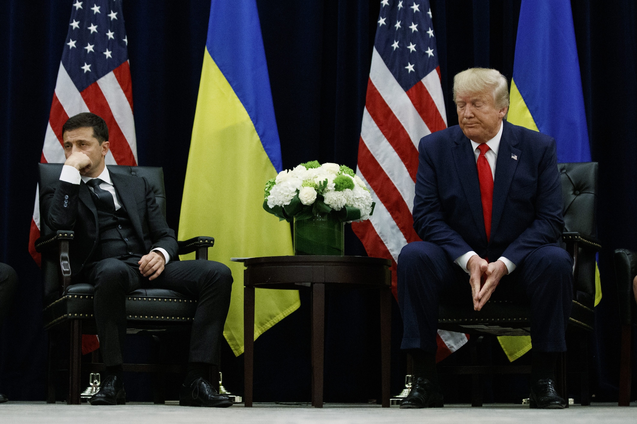 Donald Trump e Volodymyr Zelenskyj in un incontro del 2019