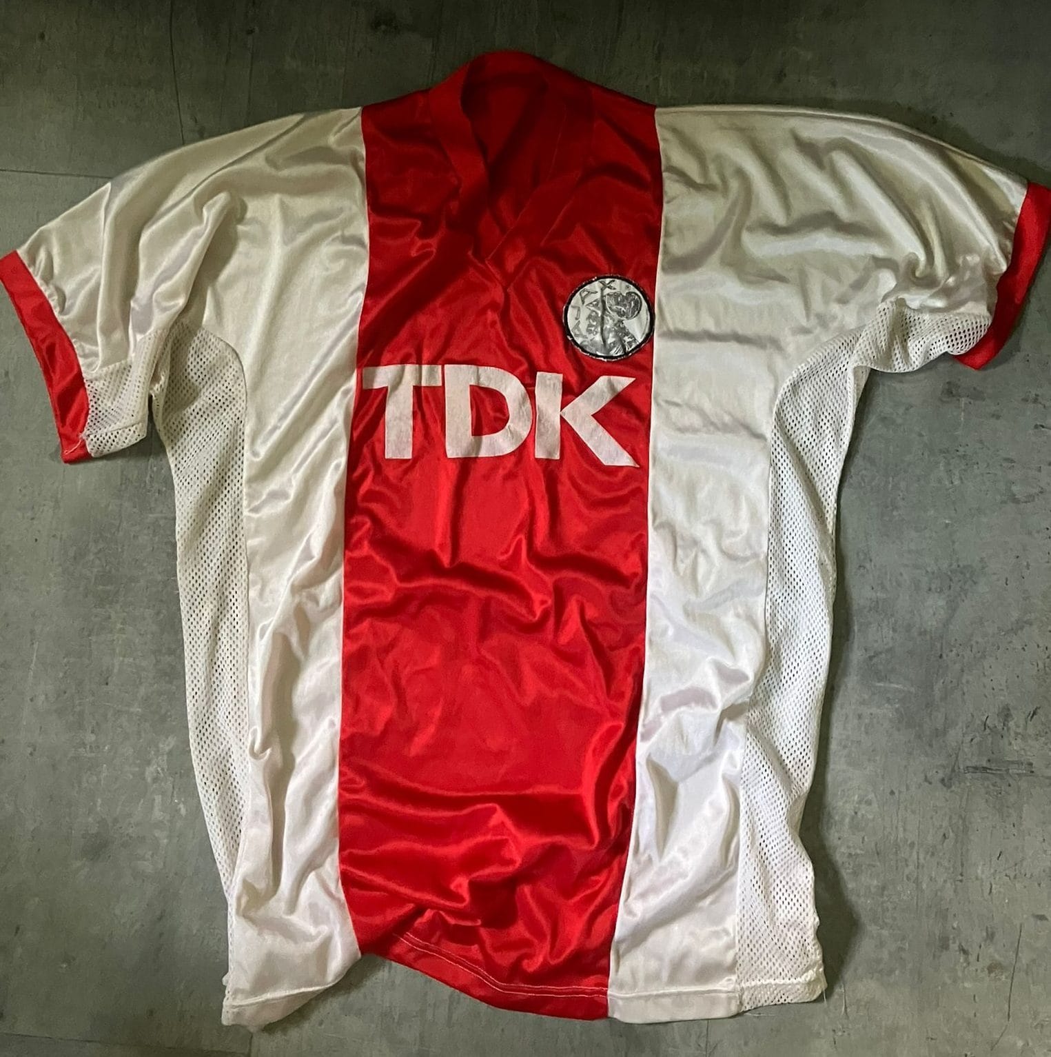 La maglia dell'Ajax Amateur di Massimo Morales.