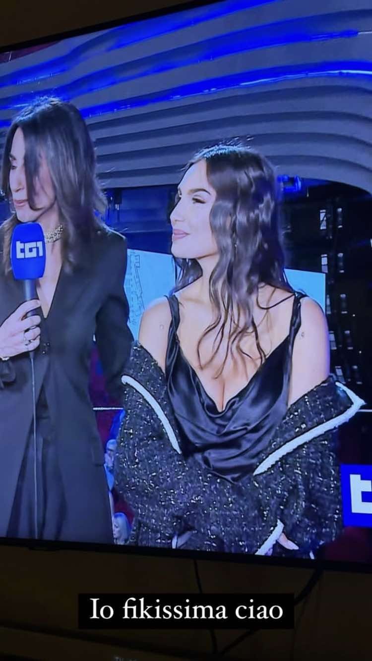 Elettra Lamborghini al Tg1 prima della terza serata sanremese