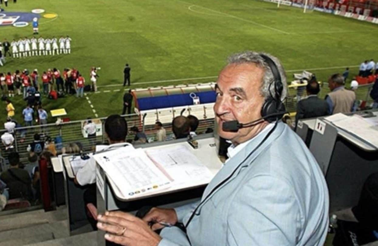 Bruno Pizzul a Trieste nel giorno della sua ultima partita da telecronista dell'Italia.